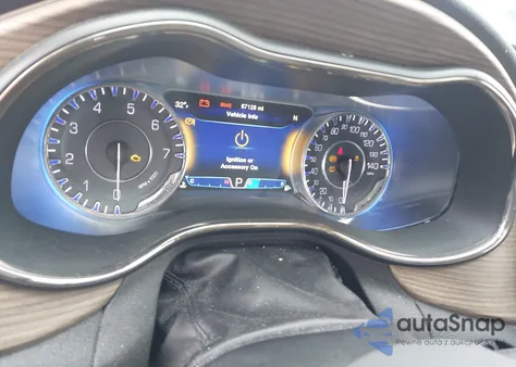 2016 Chrysler 200 C from USA, damaged, VIN 1C3CCCCG8GN175676